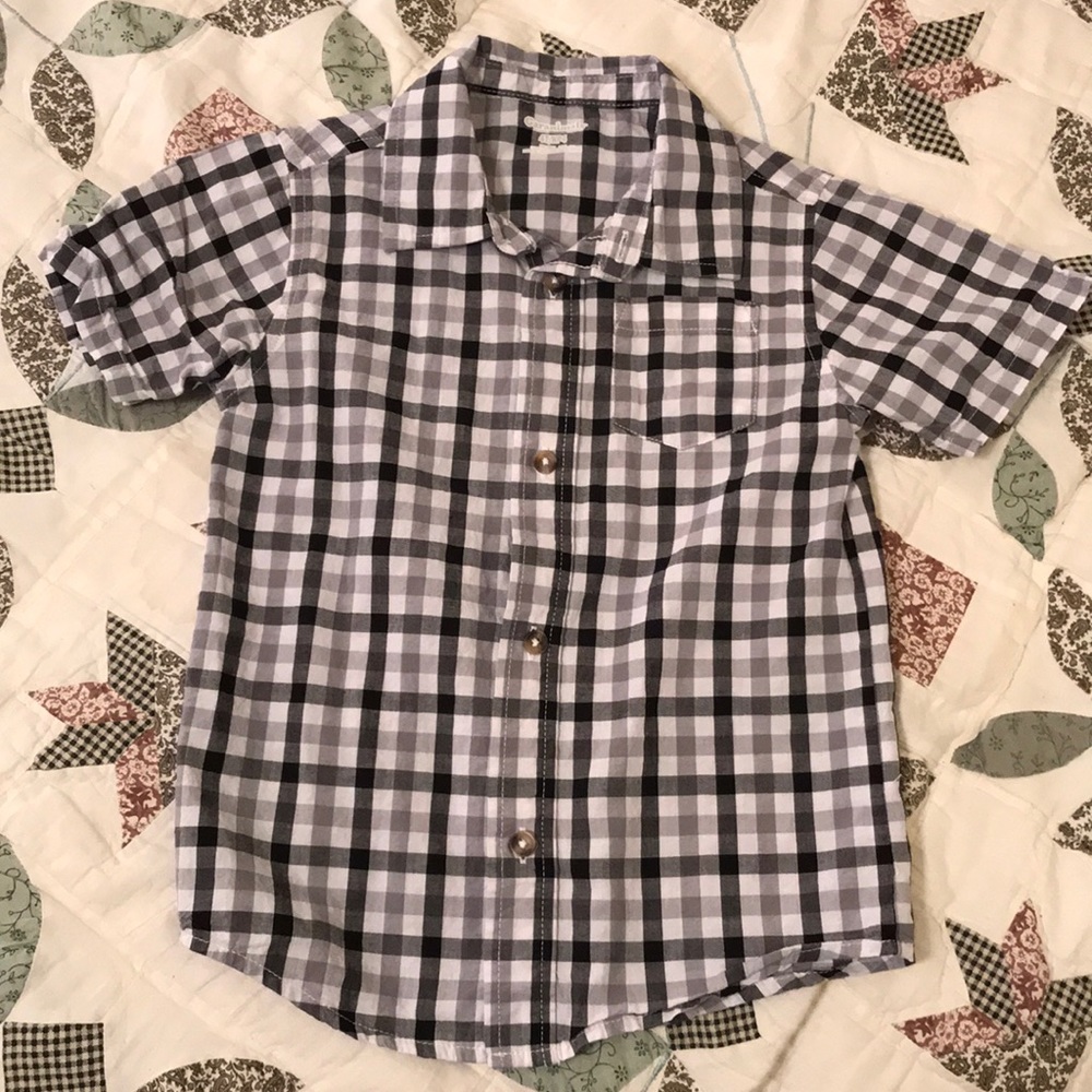 Checkered dress shirt 4T